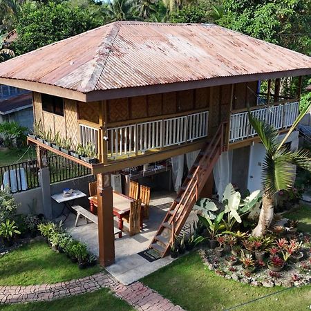 Khloe Serenity Guest House Batuan 外观 照片