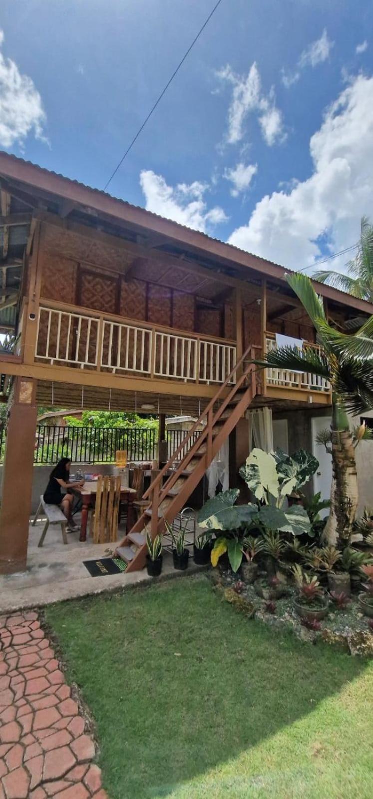 Khloe Serenity Guest House Batuan 外观 照片
